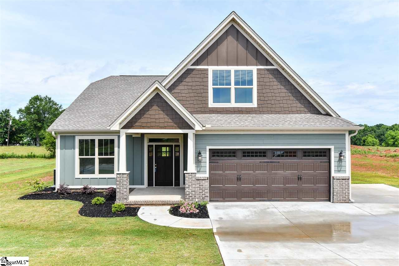 3 Claridge Way Greer, SC 29651 - Photo 1 of 25 Gallery Image 1