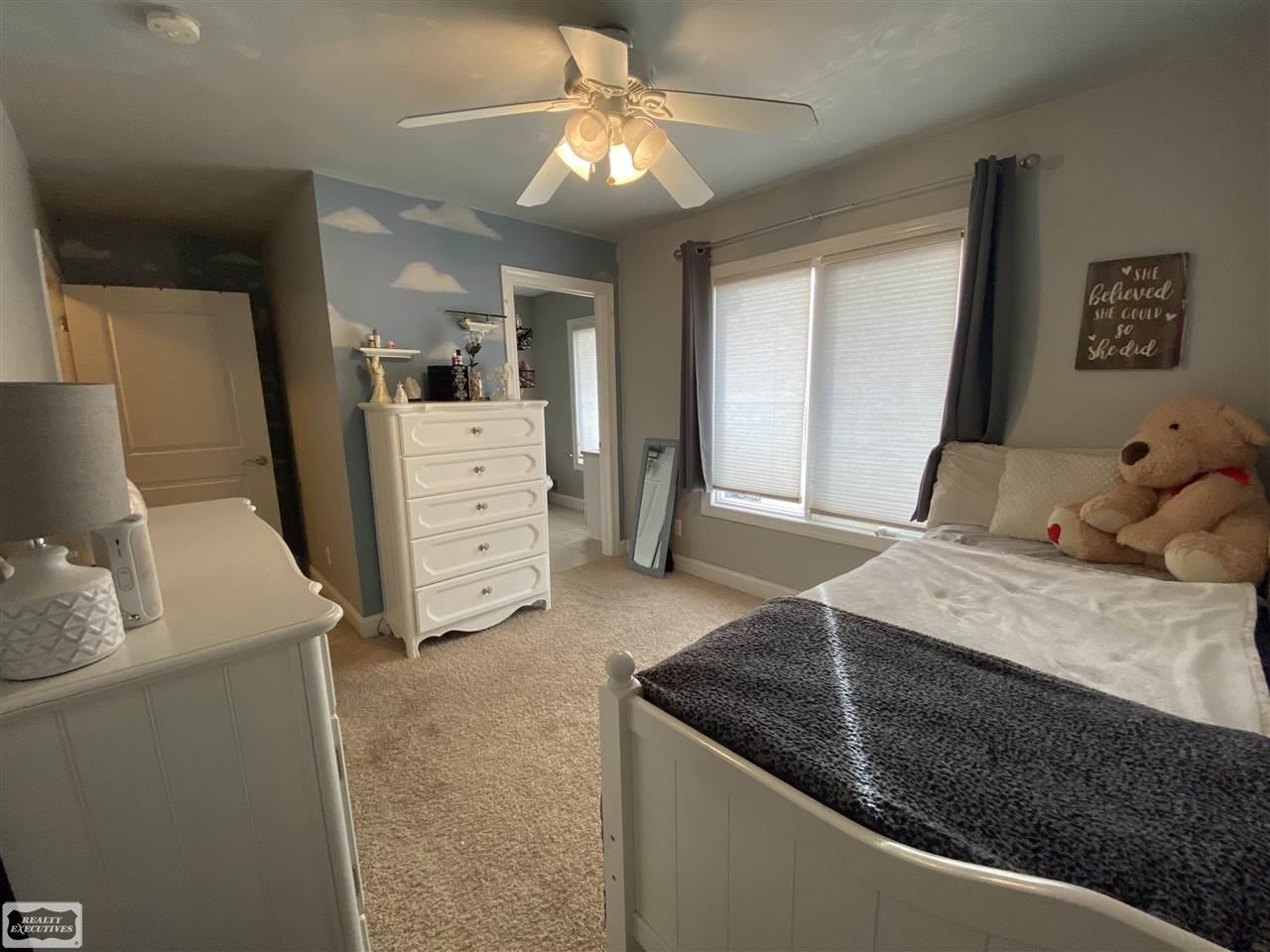 4212 Neuman Road St. Clair, MI 48079 - Photo 22 of 39 50029612-22.JPG