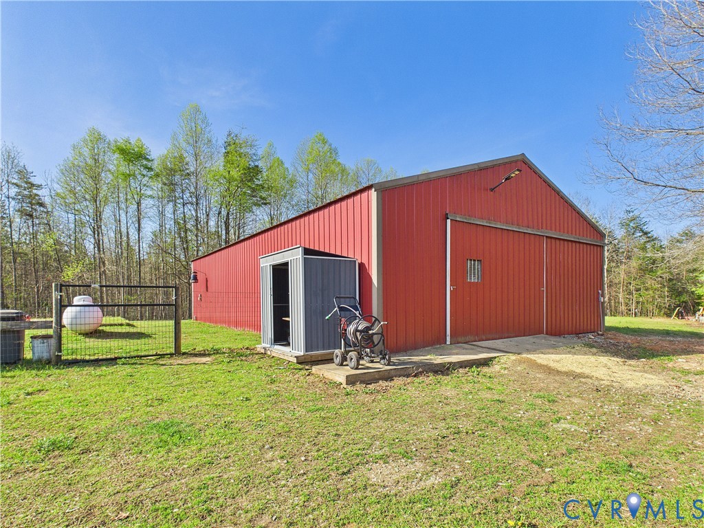 469 Jenkins Church Road Cumberland, VA 23040 - Photo 26 of 40 a view of backyard with green space
