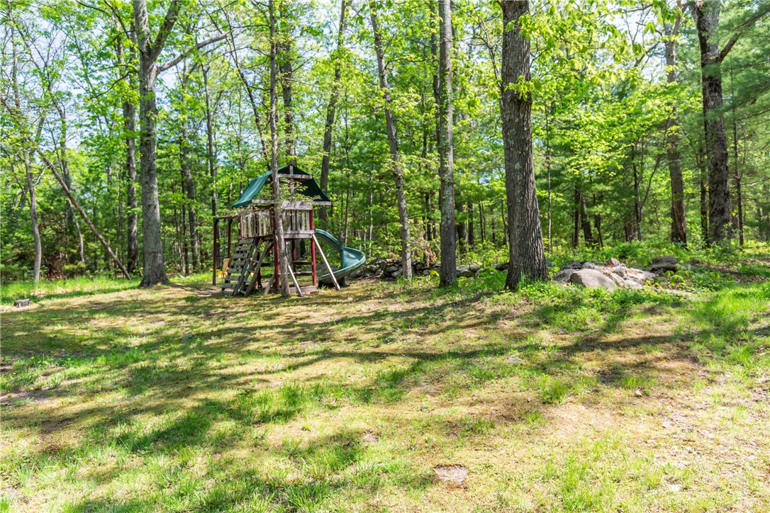 135 William Henry Road Scituate, RI 02857 - Photo 10 of 39 Gallery Image 10