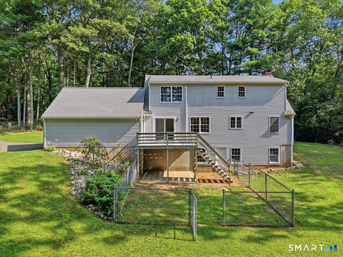 3 Docs Hill Rd. Westbrook, CT 06498 - Photo 2 of 37 Large yard