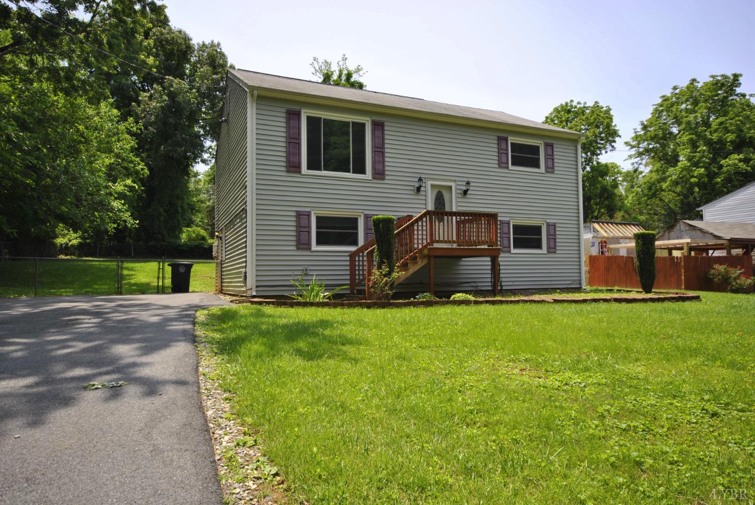 78 Village Road Lynchburg, VA 24502 - Photo 3 of 37 Gallery Image 3