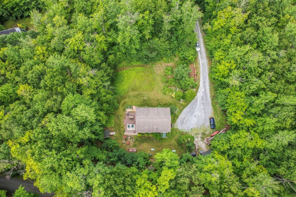 1180 N Road Sunderland, VT 05252 - Photo 38 of 40
