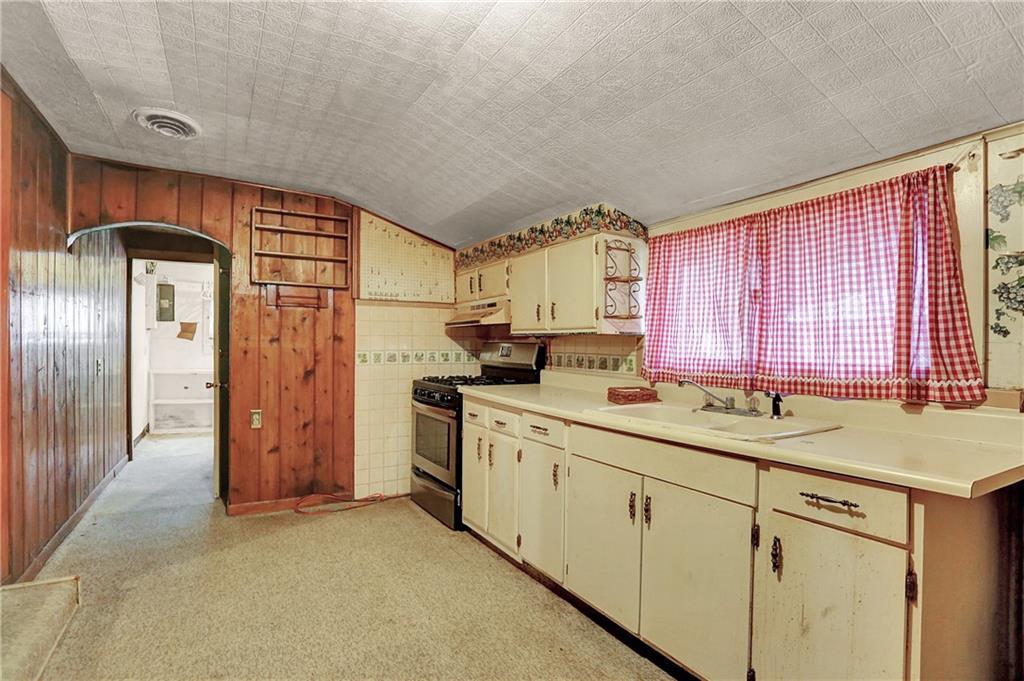 5420 Tincher Road Indianapolis, IN 46221 - Photo 7 of 24 Gallery Image 7