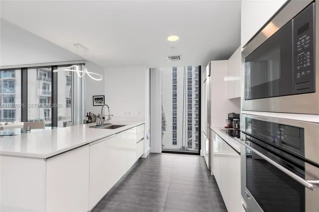 $999,000 | 460 Northeast 28th Street, Unit 808, Miami, FL 33137