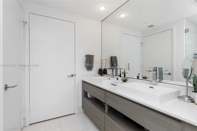 $999,000 | 460 Northeast 28th Street, Unit 808, Miami, FL 33137