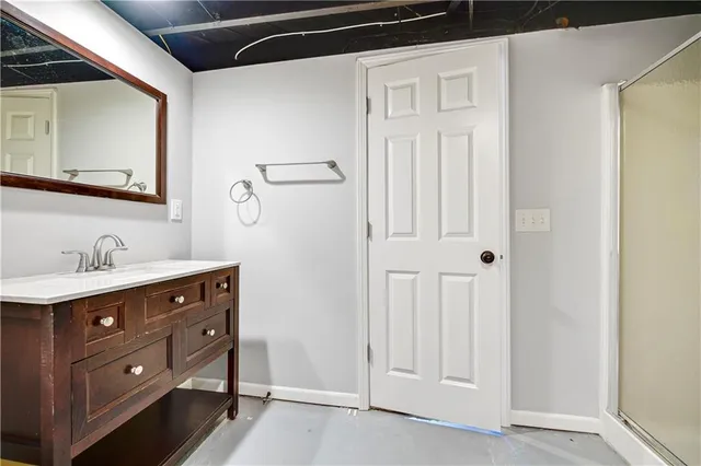 $2,135 | 8530 Grandview Lane, Overland Park, KS 66212