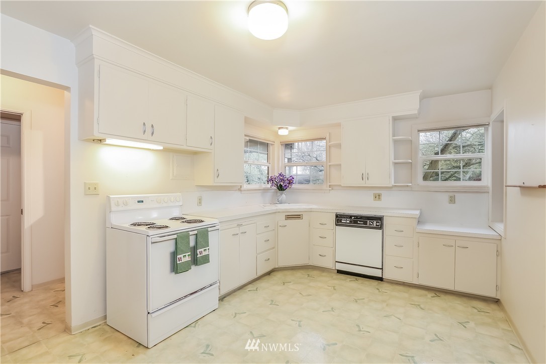 100 Williams Avenue North Renton, WA 98057 - Photo 12 of 25