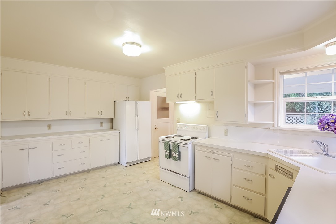 100 Williams Avenue North Renton, WA 98057 - Photo 13 of 25