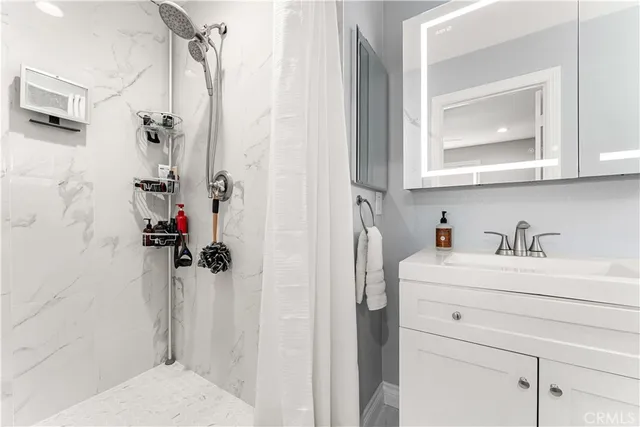 $1,595,000 | 1170 Gleneagles Terrace, Costa Mesa, CA 92627