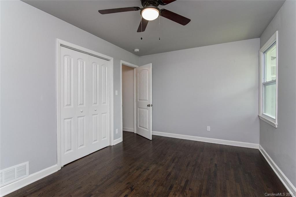 4143 Firethorne Road, Unit 7 Charlotte, NC 28205 - Photo 14 of 19 Gallery Image 14