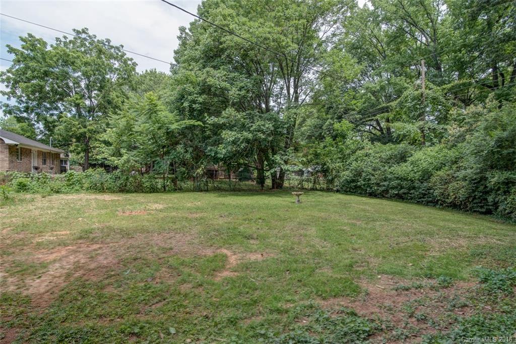 4143 Firethorne Road, Unit 7 Charlotte, NC 28205 - Photo 18 of 19 Gallery Image 18