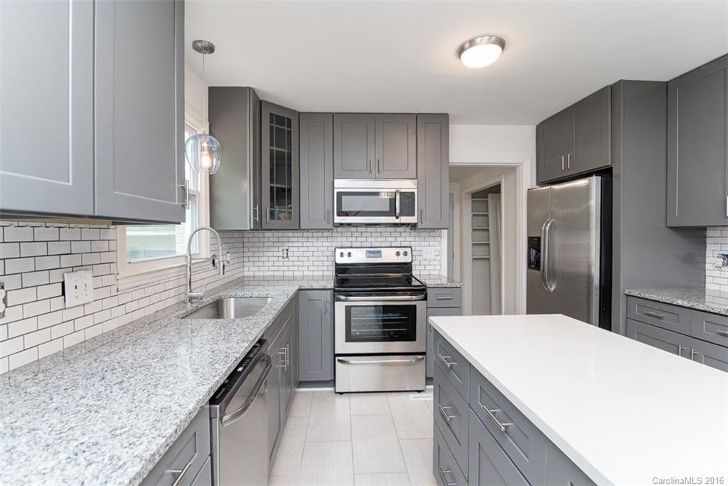 4143 Firethorne Road, Unit 7 Charlotte, NC 28205 - Photo 9 of 19 Gallery Image 9