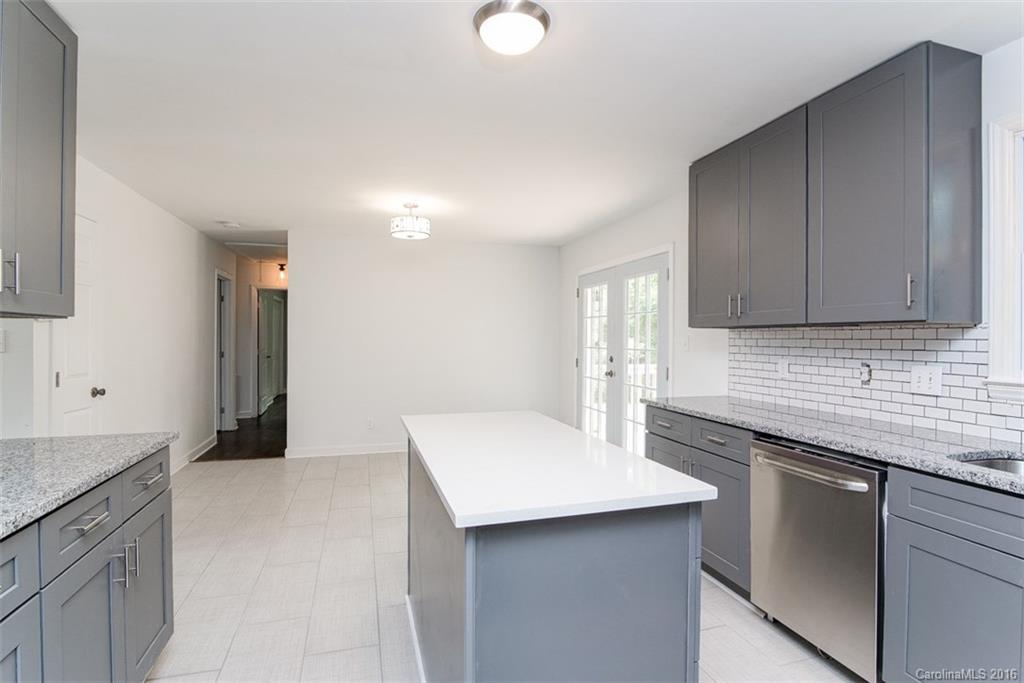 4143 Firethorne Road, Unit 7 Charlotte, NC 28205 - Photo 10 of 19 Gallery Image 10