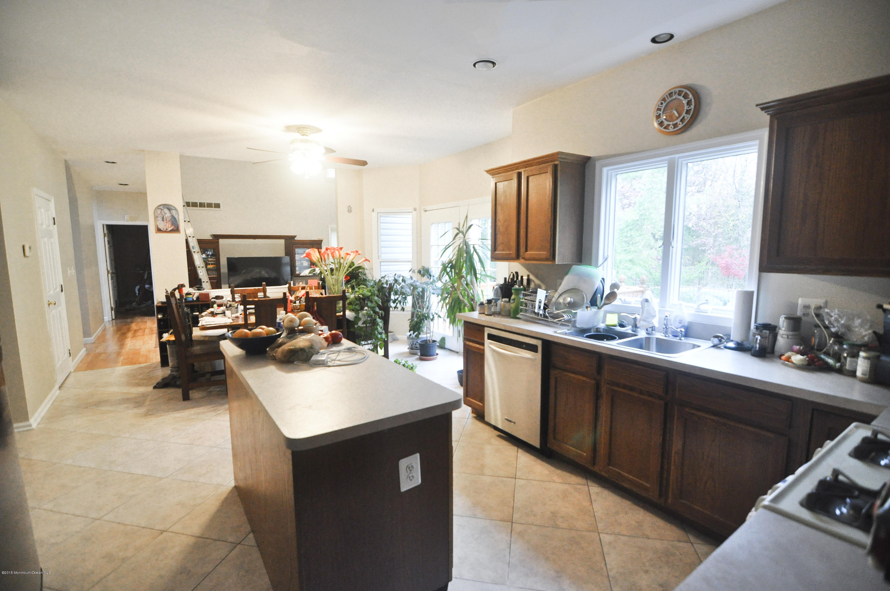 2 Quaker Hill Road Jackson, NJ 08527 - Photo 17 of 18 kitchen_breakfast