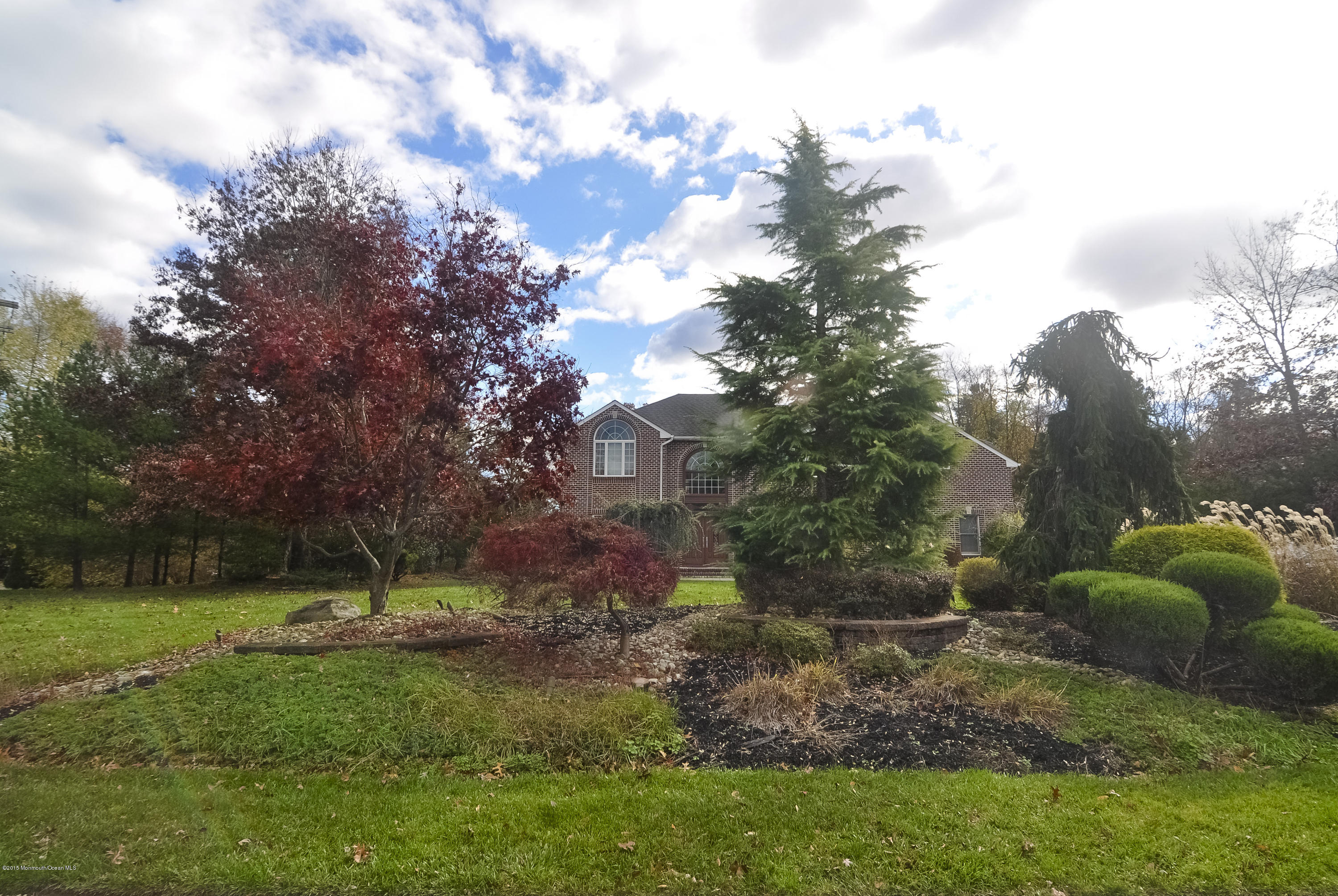 2 Quaker Hill Road Jackson, NJ 08527 - Photo 3 of 18 Exterior center landscape