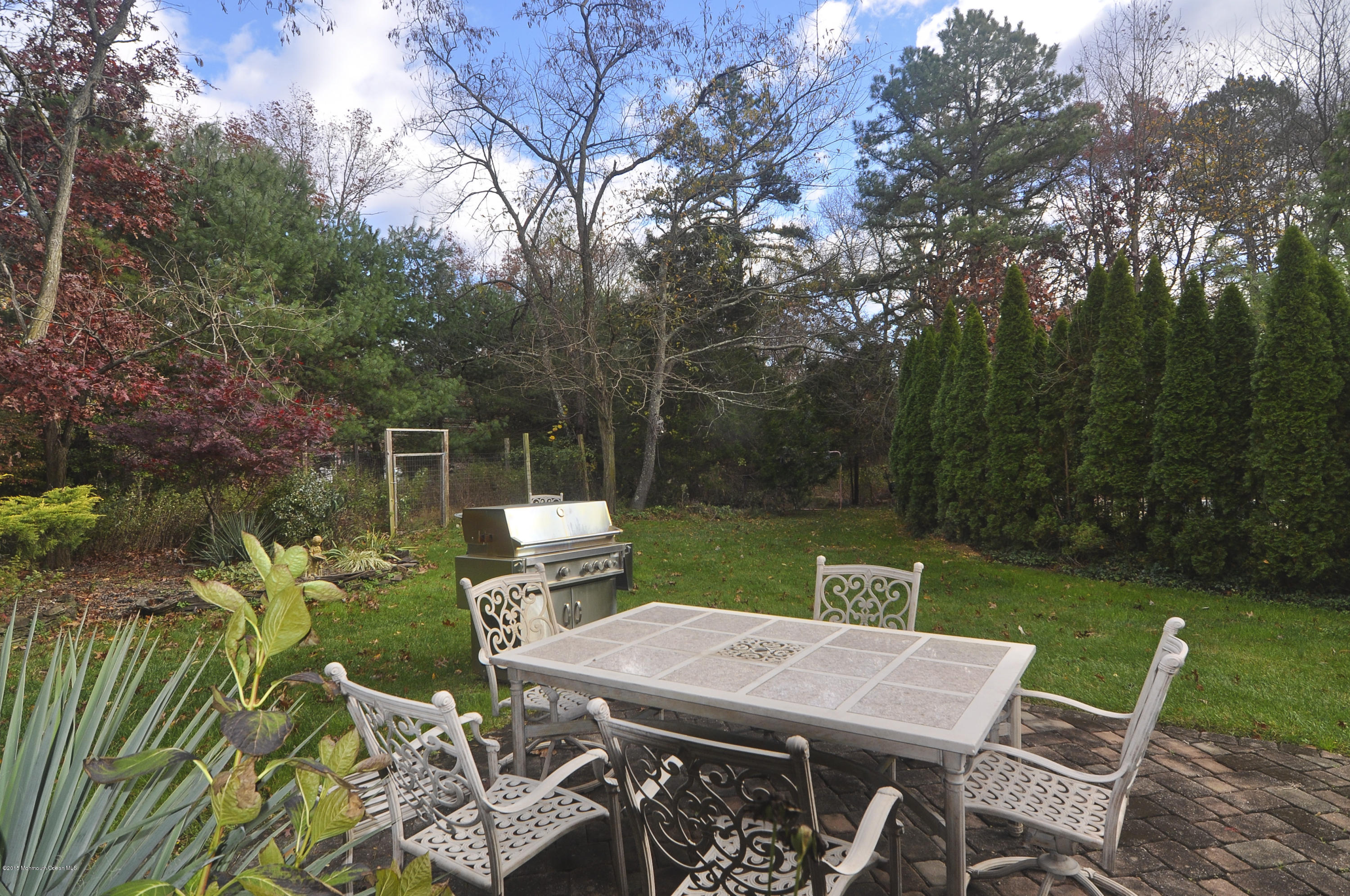 2 Quaker Hill Road Jackson, NJ 08527 - Photo 4 of 18 yard