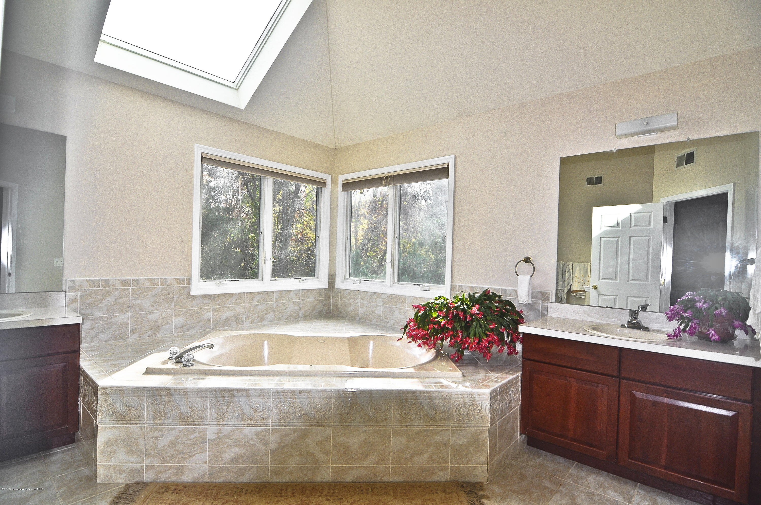 2 Quaker Hill Road Jackson, NJ 08527 - Photo 9 of 18 Master Bath_1