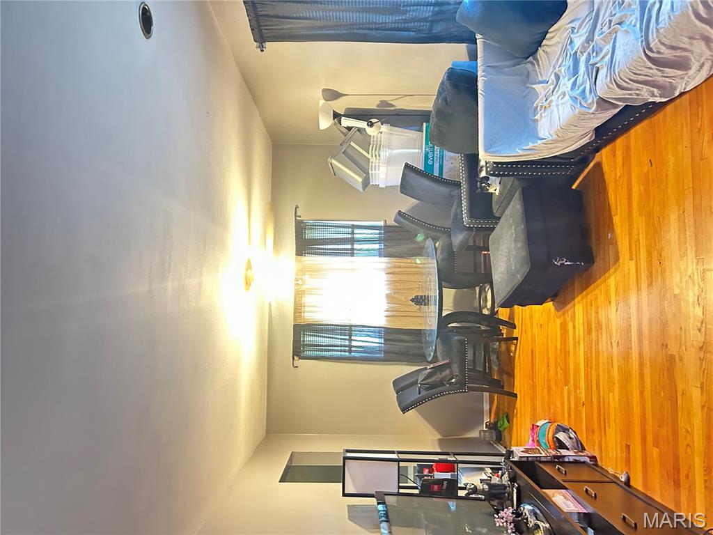 8784 Darnell Place Jennings, MO 63136 - Photo 3 of 7