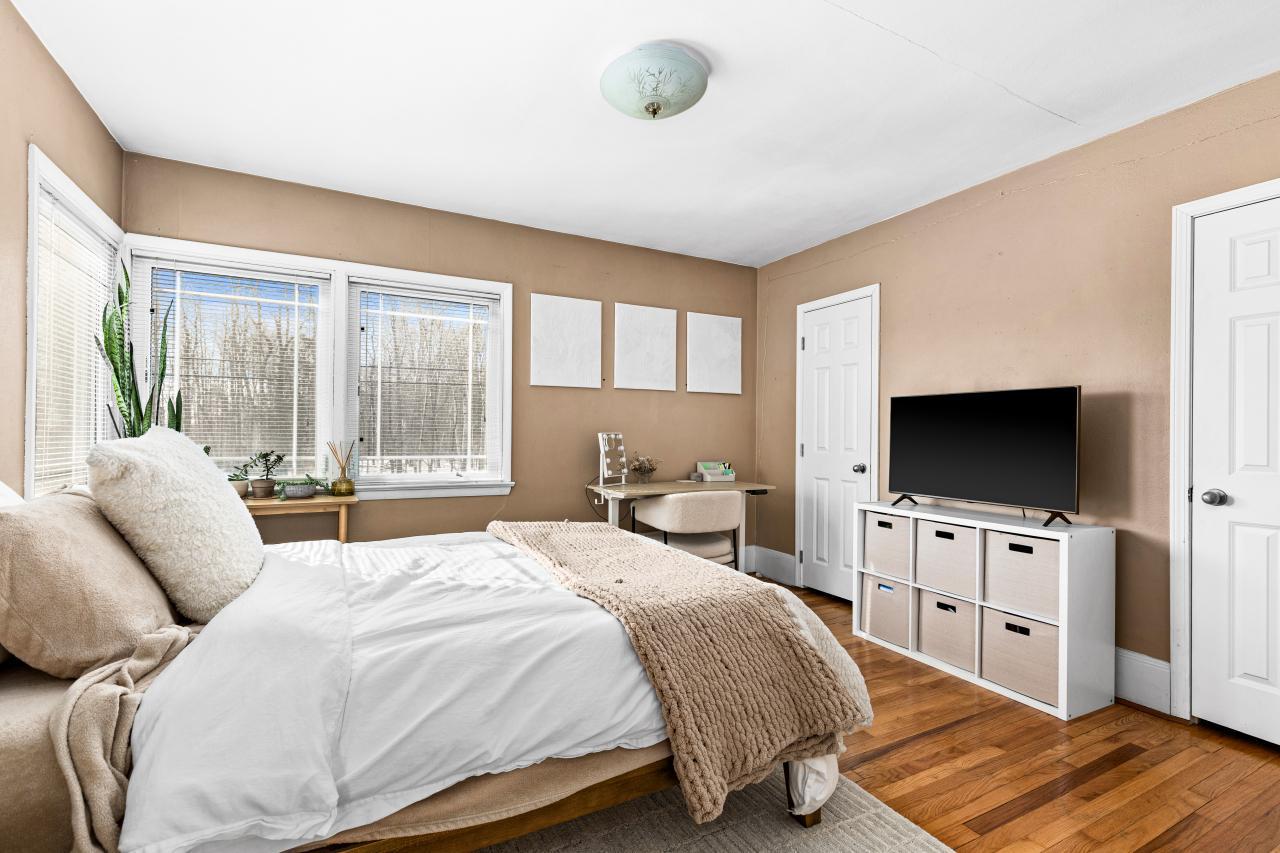 845 West Arrowhead Road Duluth, MN 55811 - Photo 17 of 64