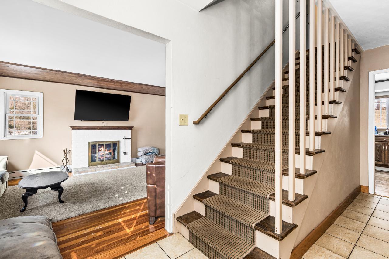 845 West Arrowhead Road Duluth, MN 55811 - Photo 28 of 64