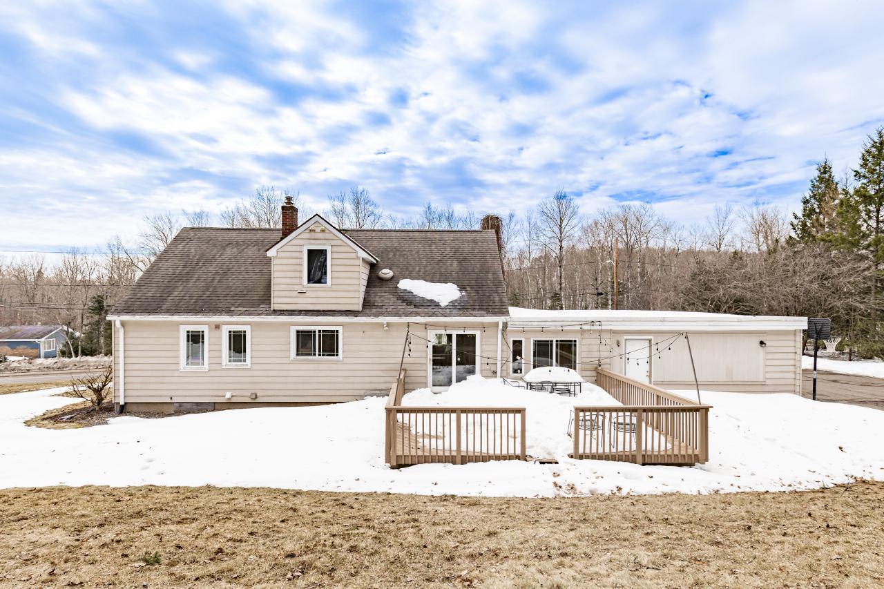 845 West Arrowhead Road Duluth, MN 55811 - Photo 3 of 64