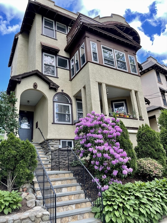201 Rawson Road, Unit 3 Brookline, MA 02445 - Photo 1 of 16