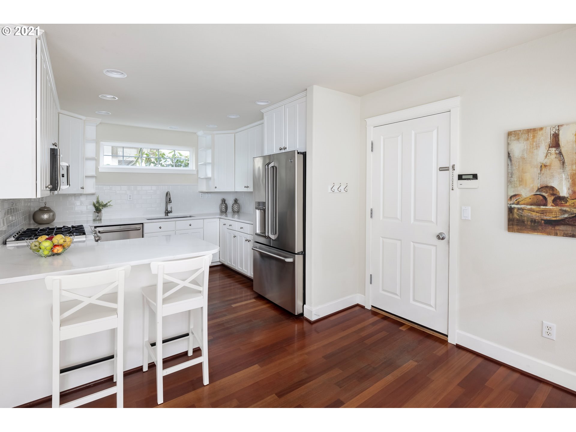 2434 Northwest Miller Road Portland, OR 97229 - Photo 16 of 31