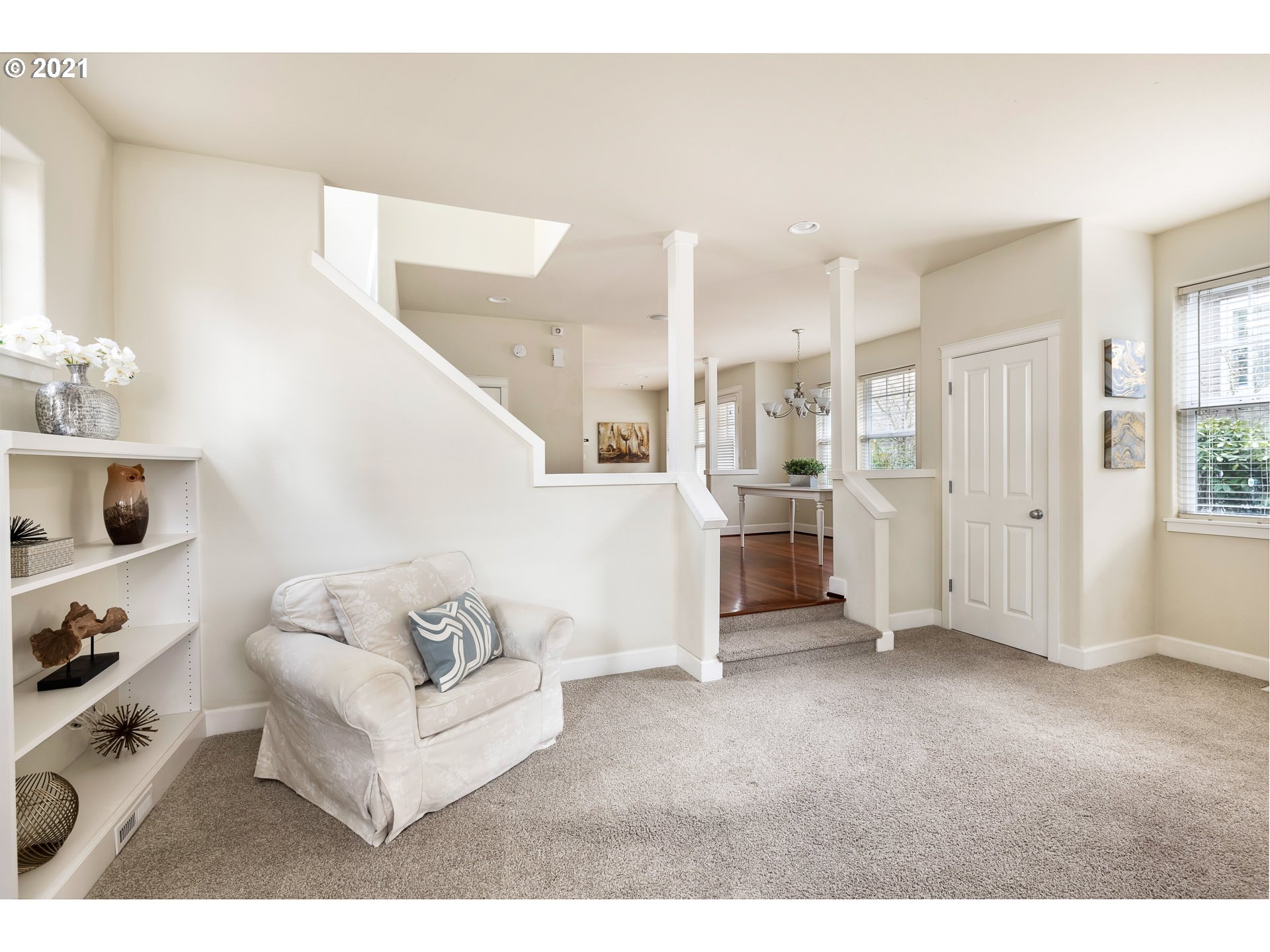 2434 Northwest Miller Road Portland, OR 97229 - Photo 8 of 31