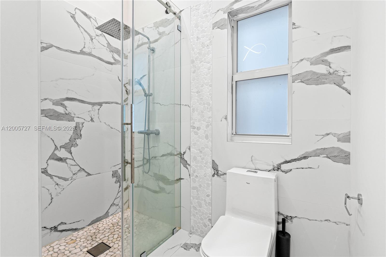 635 Southwest 9th Street Hallandale Beach, FL 33009 - Photo 17 of 28