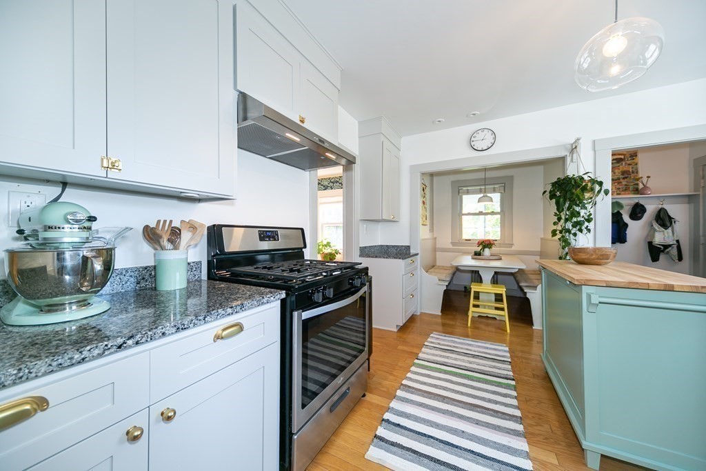 12 Webster Street Needham, MA 02494 - Photo 6 of 27