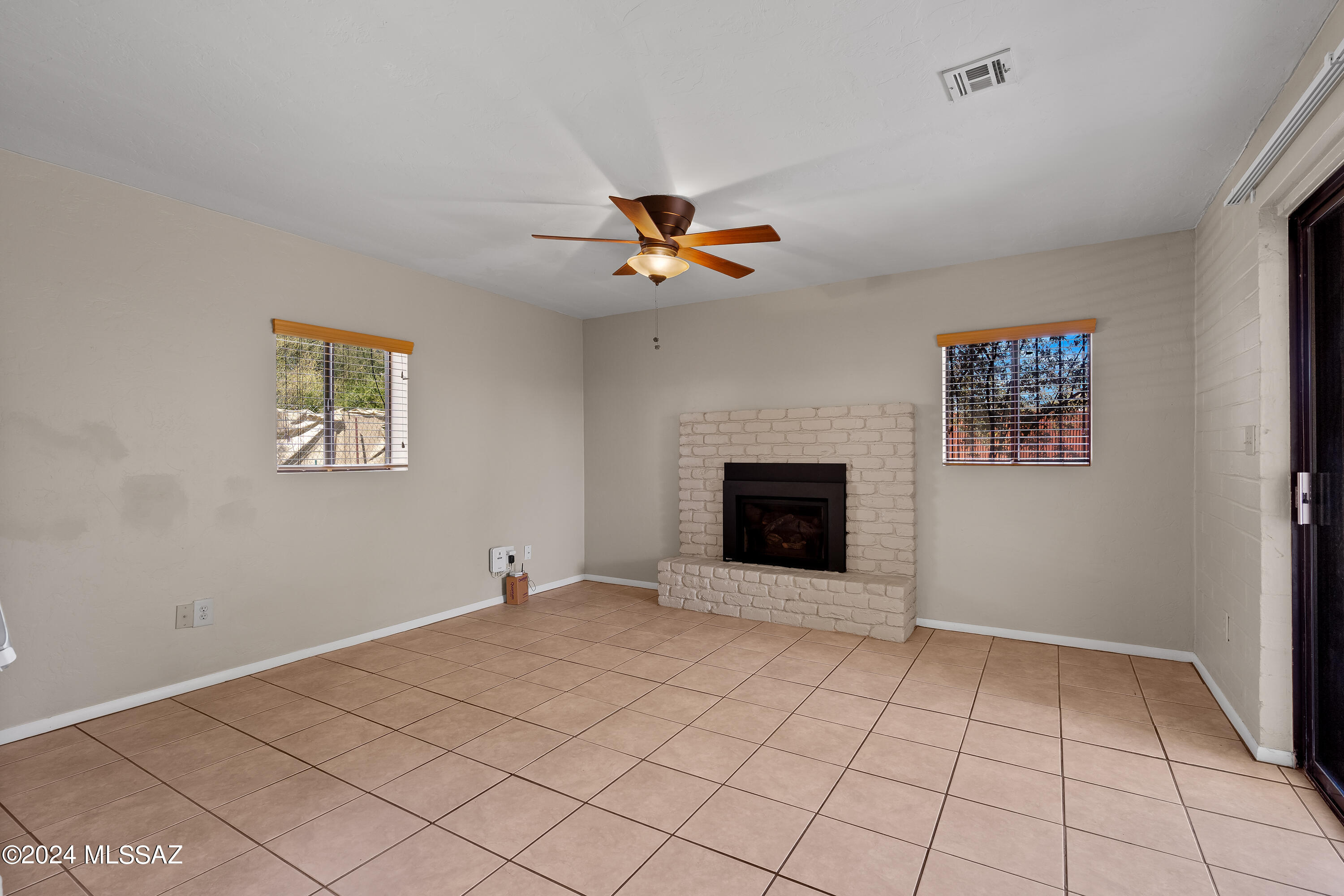 227 East Linden Street Tucson, AZ 85705 - Photo 18 of 31
