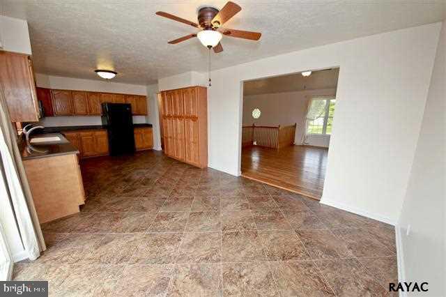 2785 Admire Road Dover, PA 17315 - Photo 11 of 36 Gallery Image 11