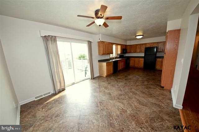 2785 Admire Road Dover, PA 17315 - Photo 12 of 36 Gallery Image 12
