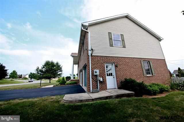 2785 Admire Road Dover, PA 17315 - Photo 34 of 36 Gallery Image 34