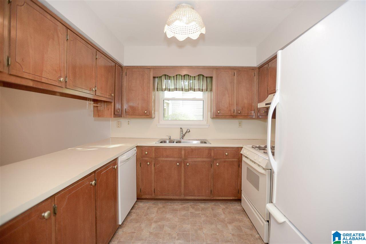 2544 Martin Road Birmingham, AL 35235 - Photo 7 of 29