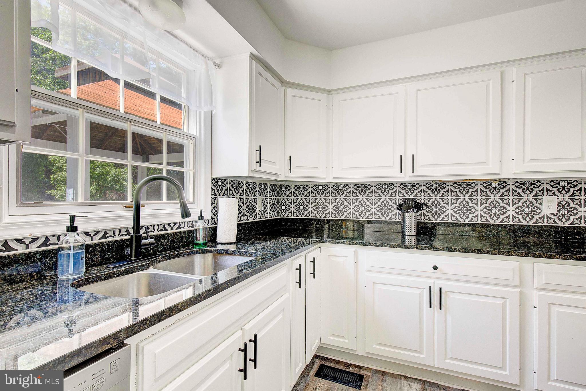 7 Poplar Point Road Edgewater, MD 21037 - Photo 17 of 50