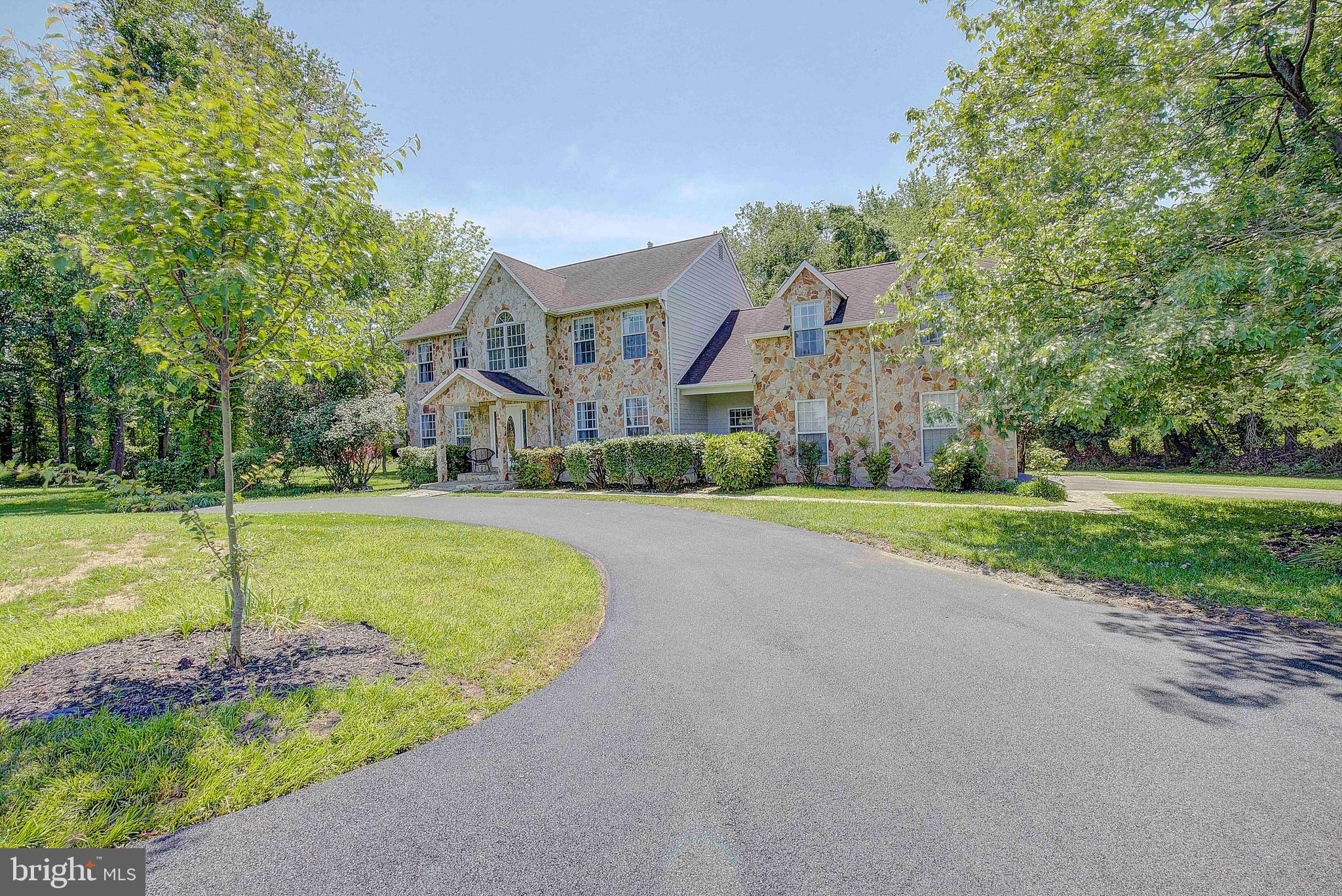 7 Poplar Point Road Edgewater, MD 21037 - Photo 2 of 50