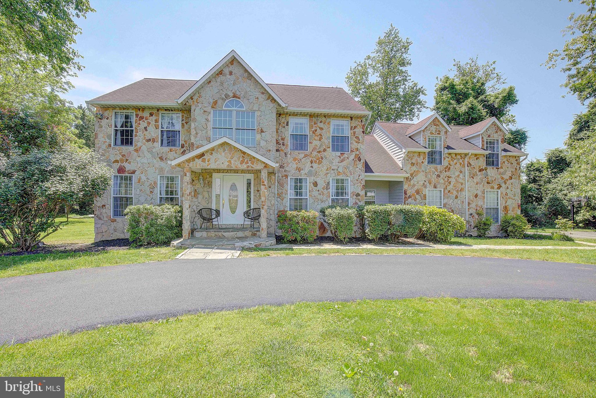 7 Poplar Point Road Edgewater, MD 21037 - Photo 3 of 50