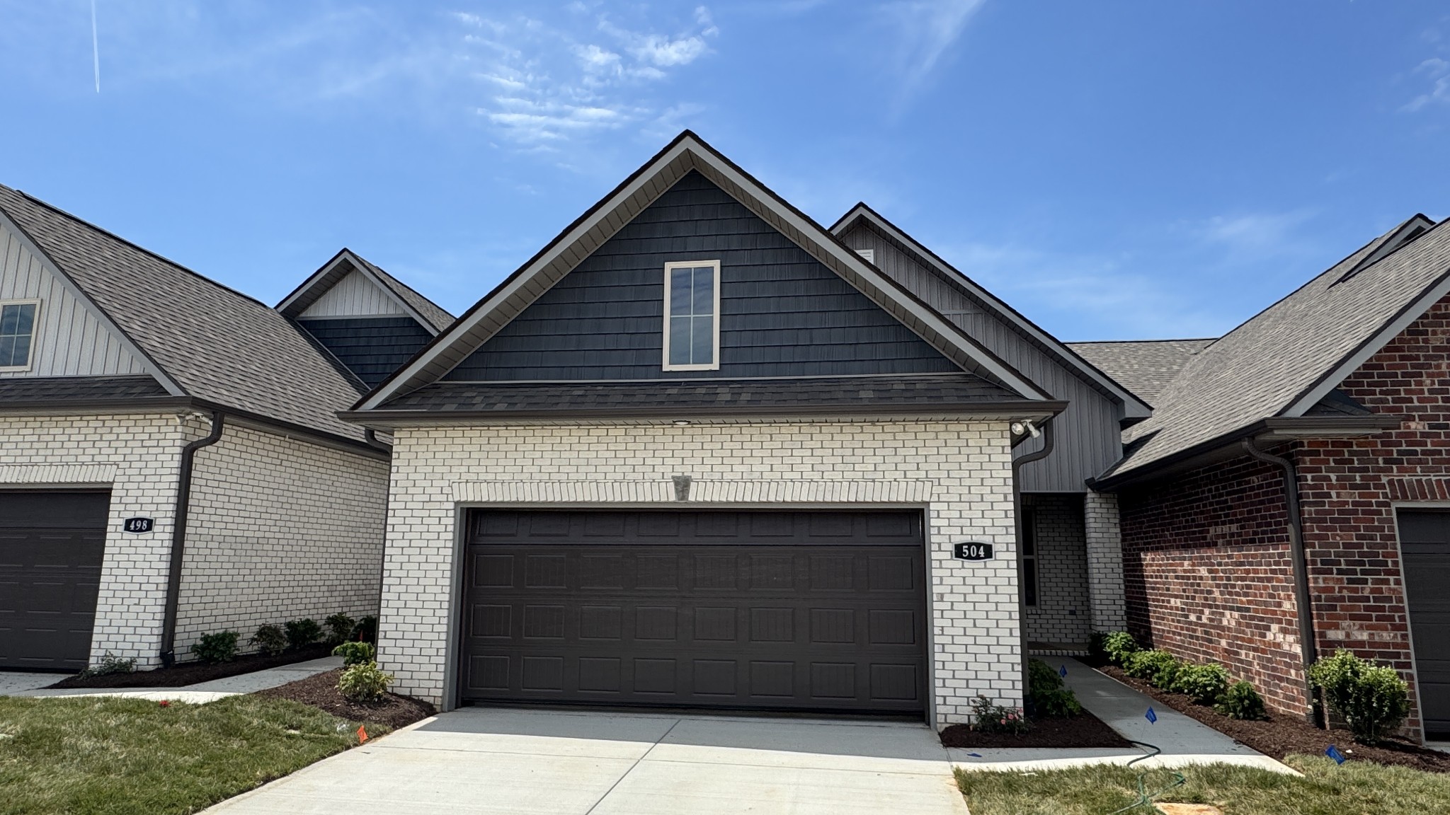 504 West Foxrun Springfield, TN 37172 - Photo 2 of 15