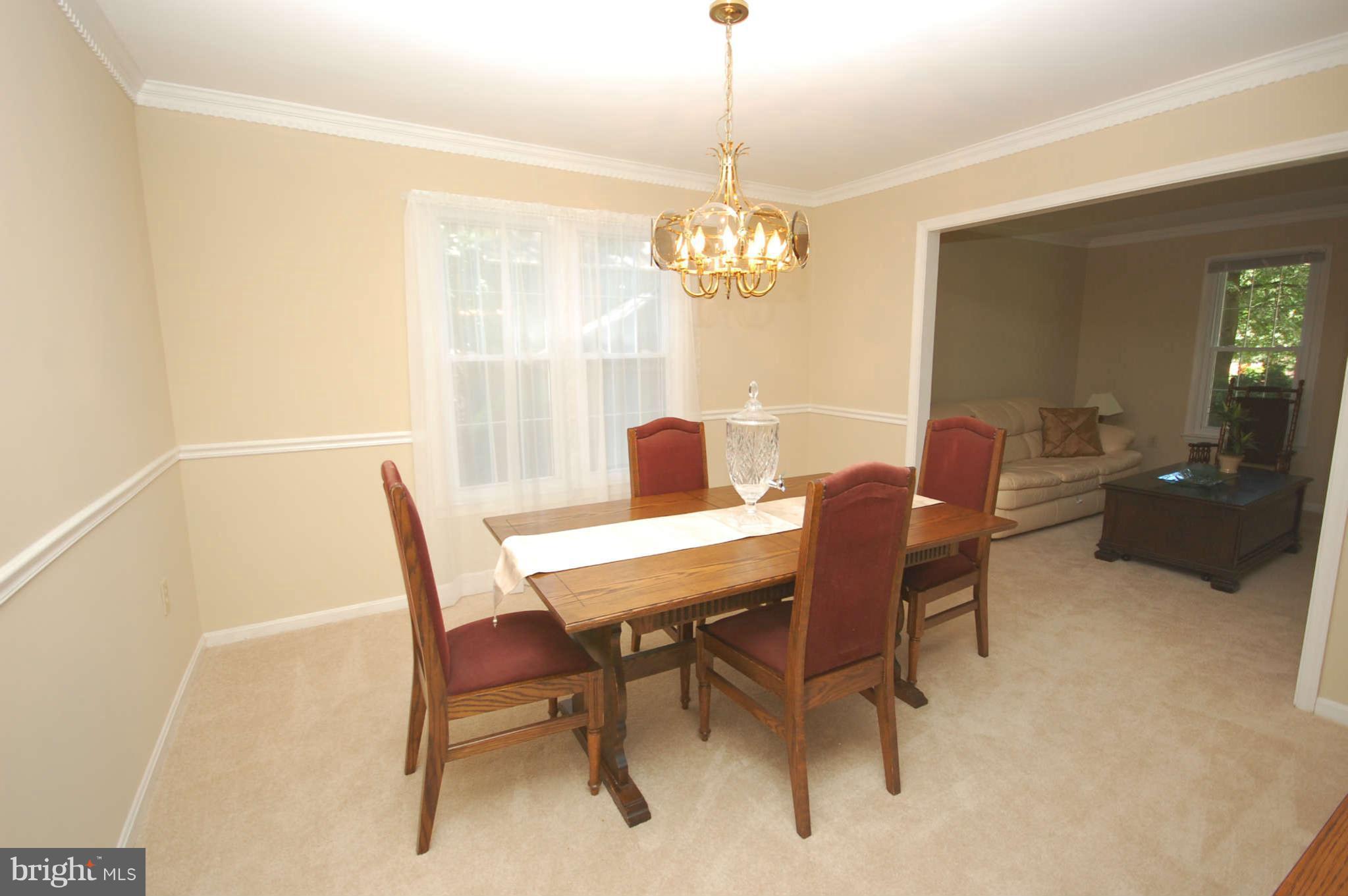 7122 Rivers View Court Columbia, MD 21044 - Photo 11 of 28 Dining Room