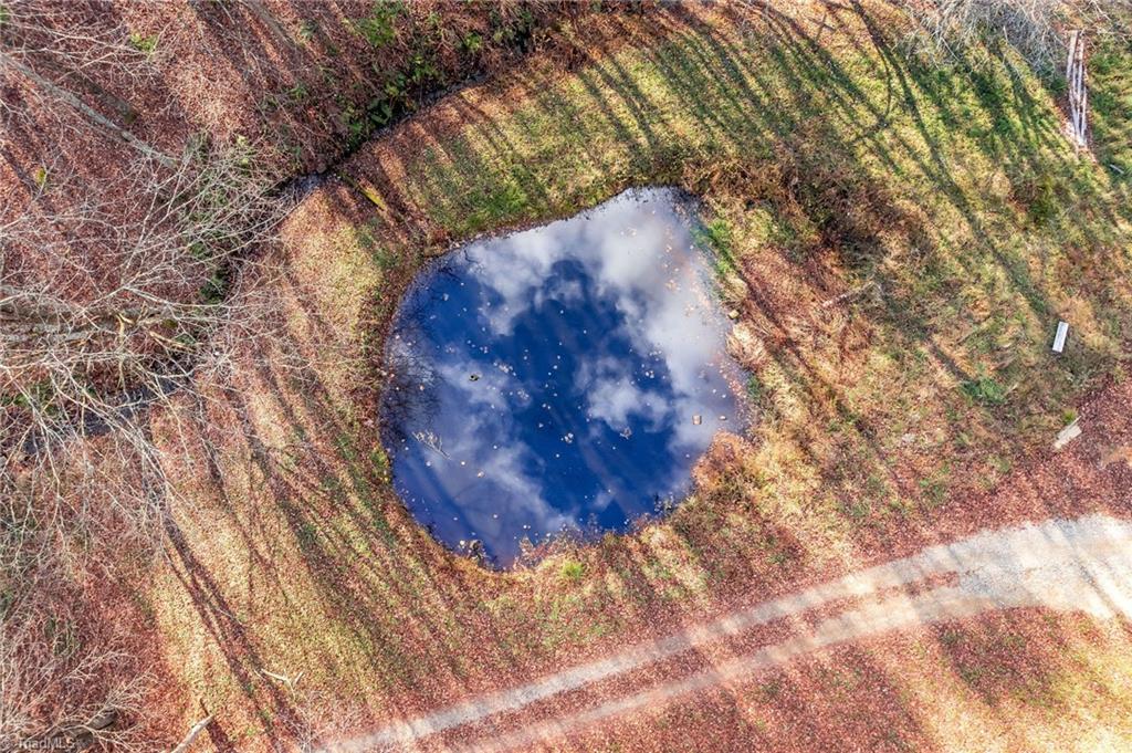 746 Mulkey Branch Road Creston, NC 28615 - Photo 4 of 33