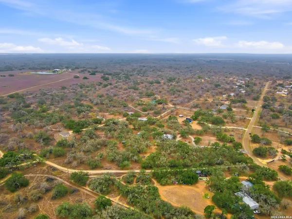 $500,000 | 561 County Road 785, Natalia, TX 78059