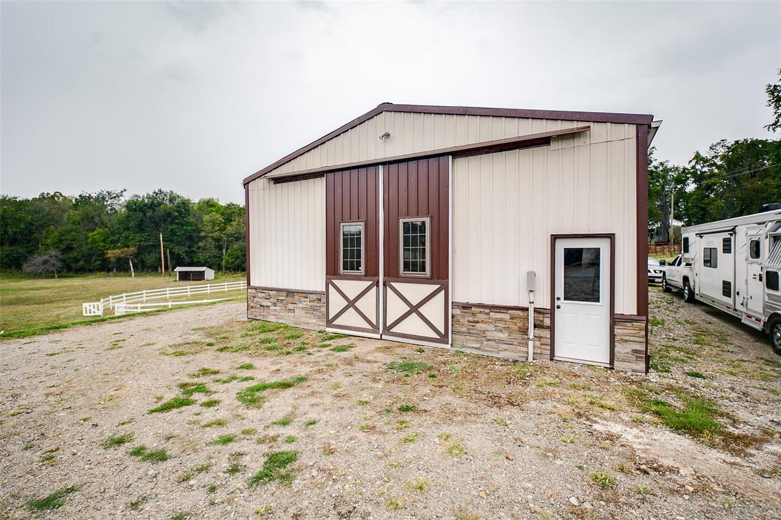 4863 Fox Creek Road Wildwood, MO 63069 - Photo 3 of 54