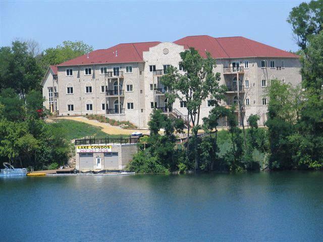 N51W34861 East Wisconsin Avenue, Unit 3114 Oconomowoc, WI 53069 - Photo 1 of 1 Florence Lake