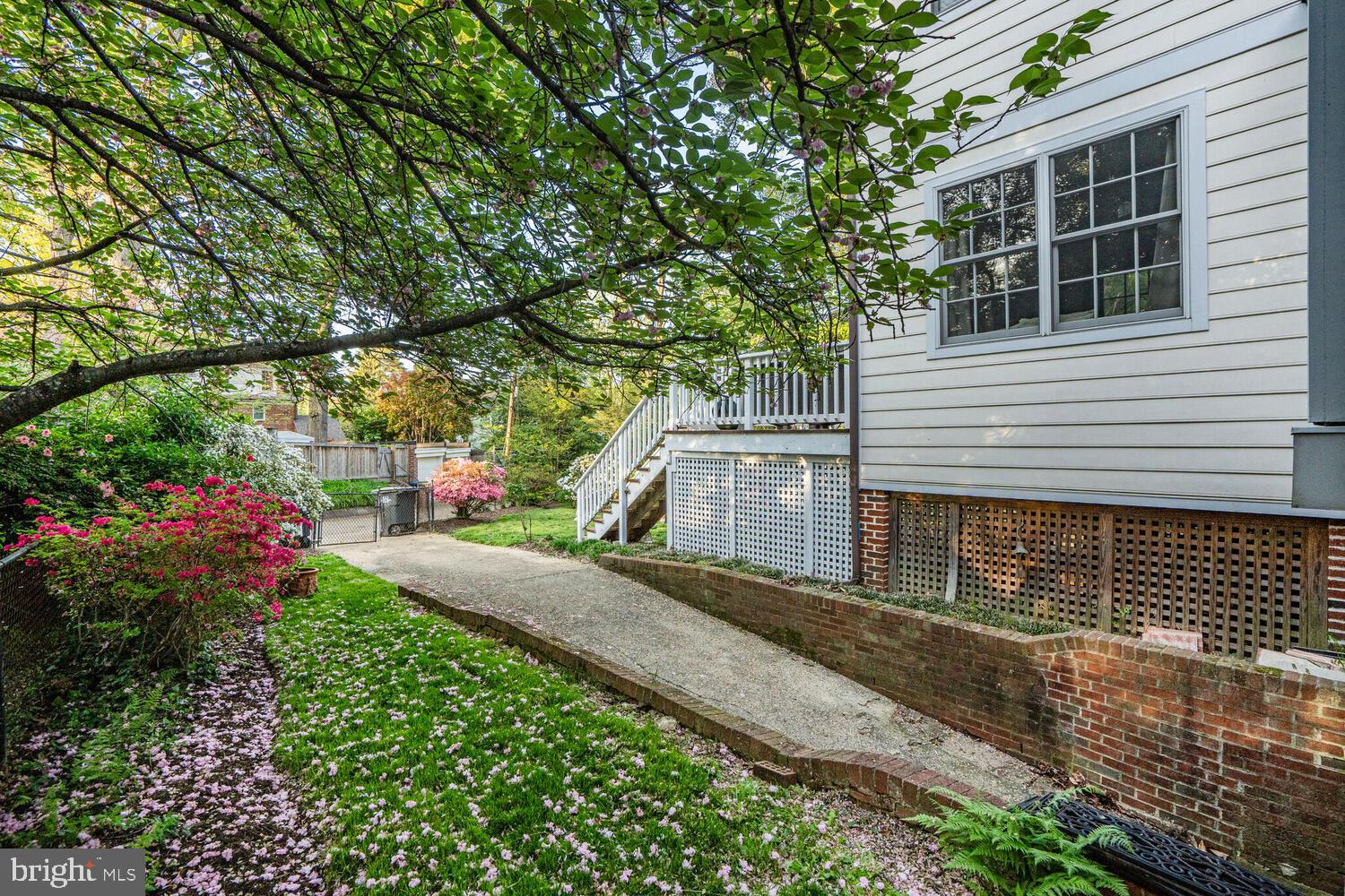 3293 Worthington Street Northwest Washington, DC 20015 - Photo 33 of 45 a view of a house with a garden