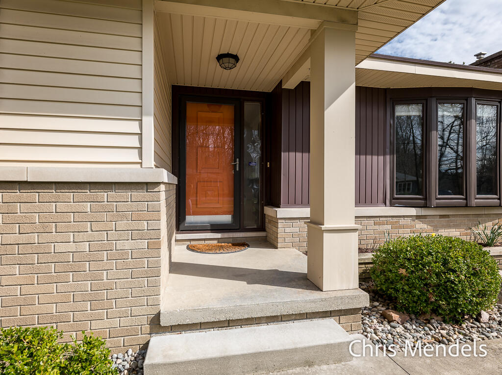 313 Robbins Road Grand Haven, MI 49417 - Photo 3 of 51 313RobbinsRd-4LoRes