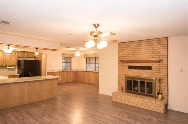 $1,650 | 104 Harbor Haven Street, Gun Barrel City, TX 75156