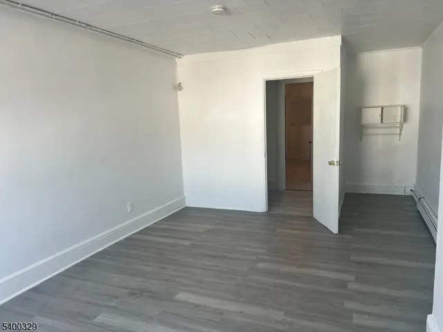 $2,000 | 416 East Main Street, Unit 3W, Bound Brook, NJ 08805