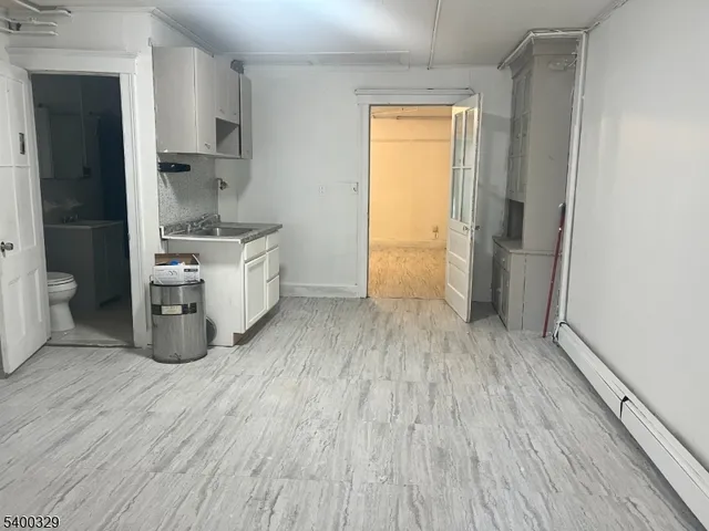 $2,000 | 416 East Main Street, Unit 3W, Bound Brook, NJ 08805